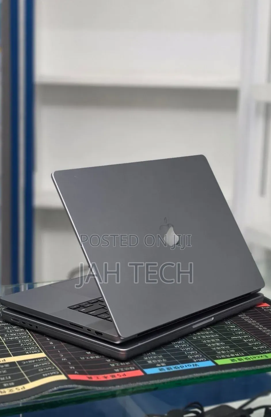 New Laptop Apple MacBook Pro 2021 M1 Max 32GB Apple M1 Max SSD 1T
