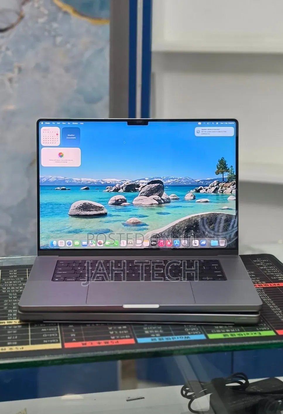 New Laptop Apple MacBook Pro 2021 M1 Max 32GB Apple M1 Max SSD 1T
