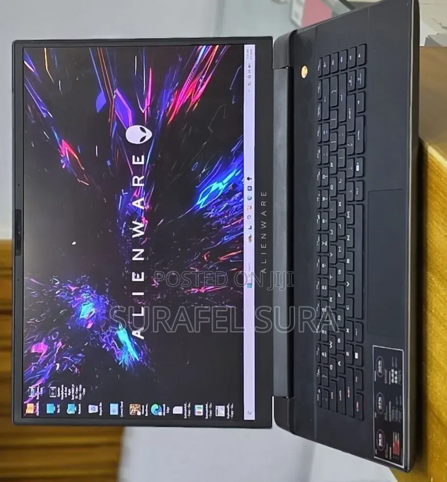 New Laptop Alienware X16 r1 16GB Intel Core i9 SSD 1T