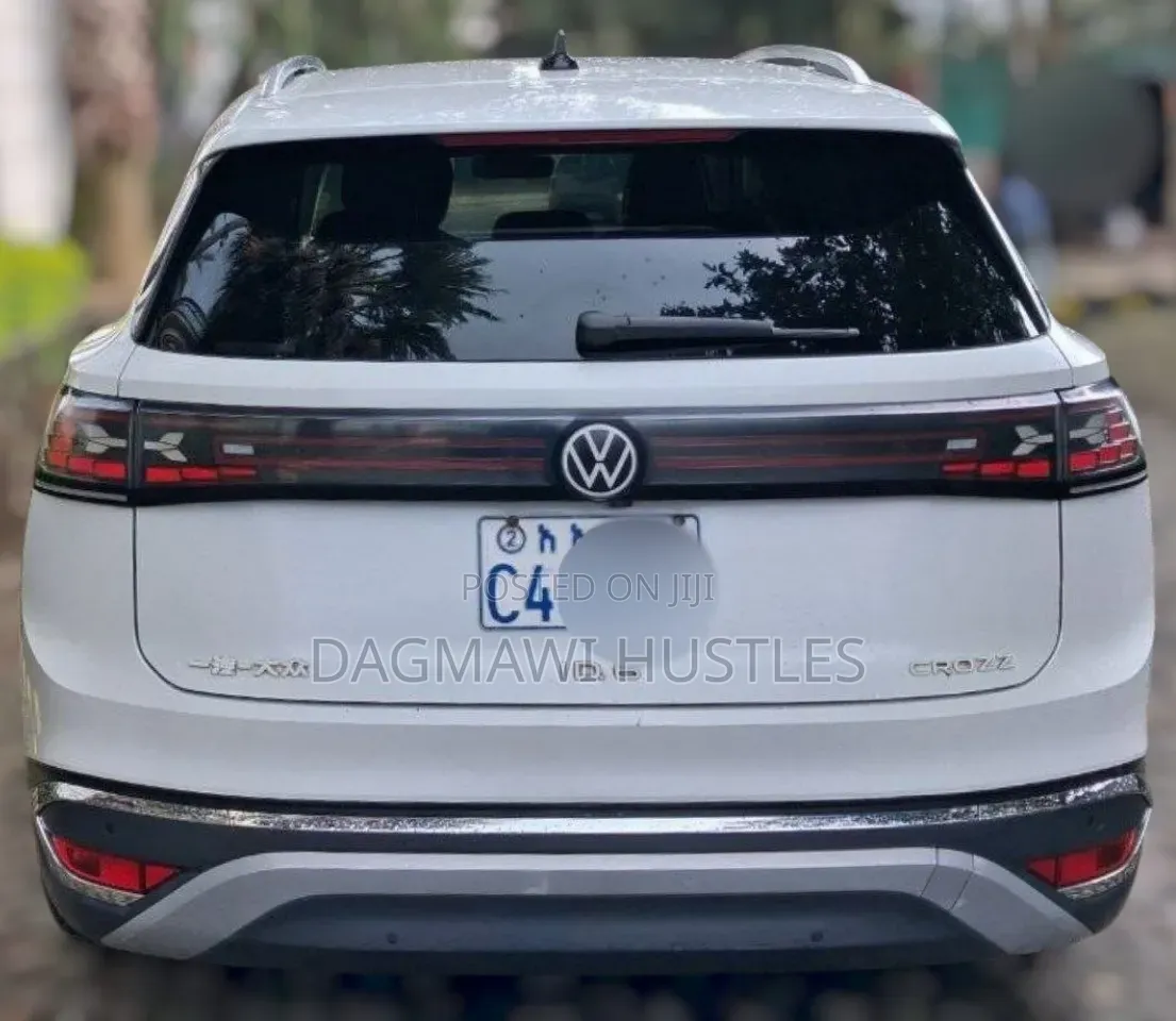 Volkswagen ID.6 2023 White