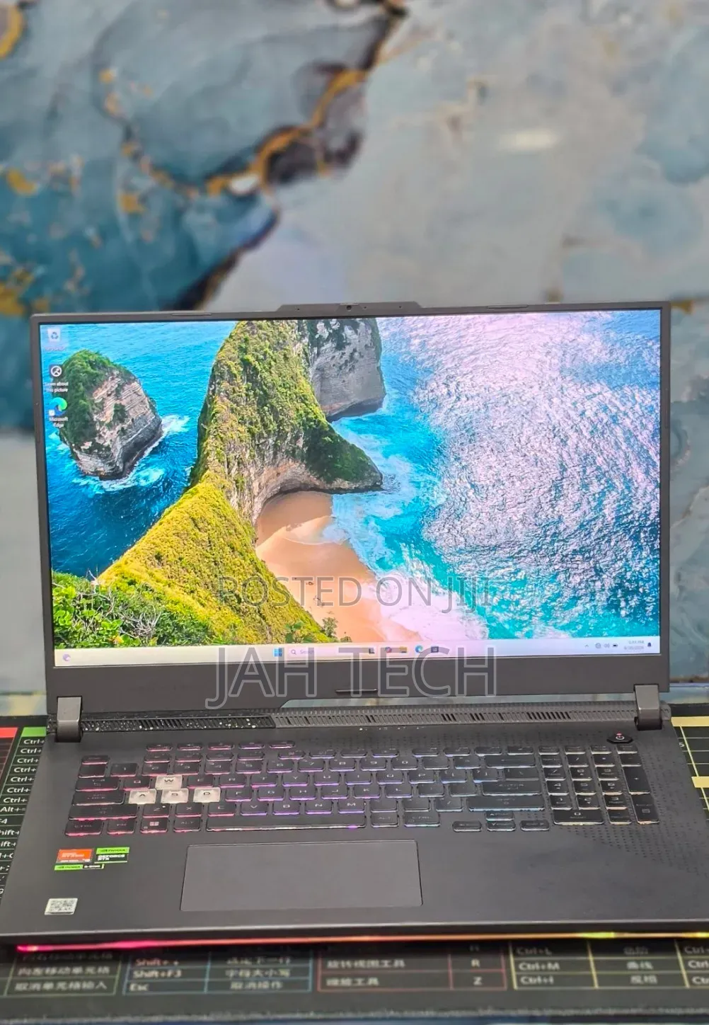 New Laptop Asus ROG Strix G17 16GB AMD Ryzen 9 SSD 1T
