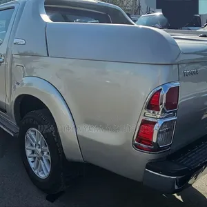 Toyota Hilux 2014 Purple