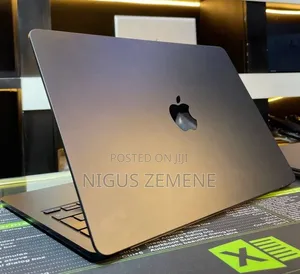 New Laptop Apple MacBook Air 2022 M2 8GB Apple M2 SSD 512GB