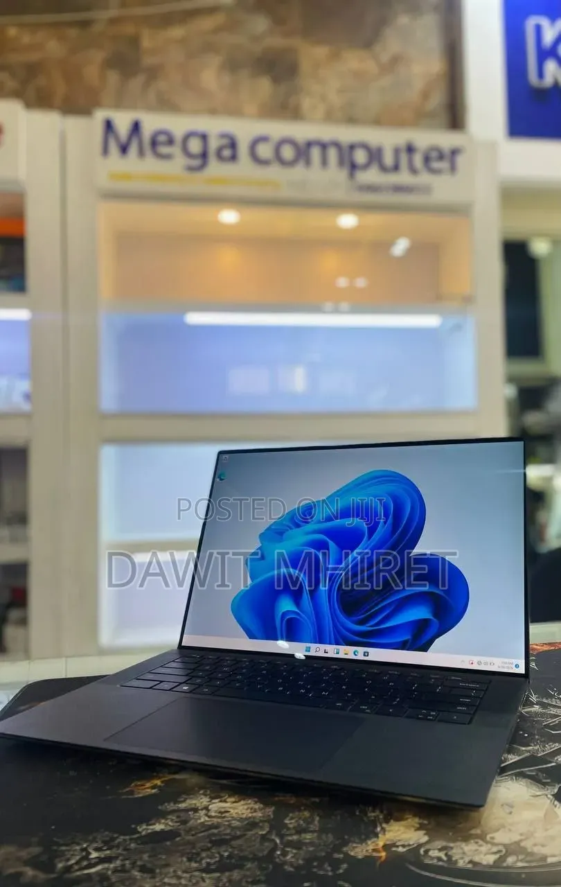 New Laptop Dell Precision 5540 16GB Intel Core i7 SSD 512GB