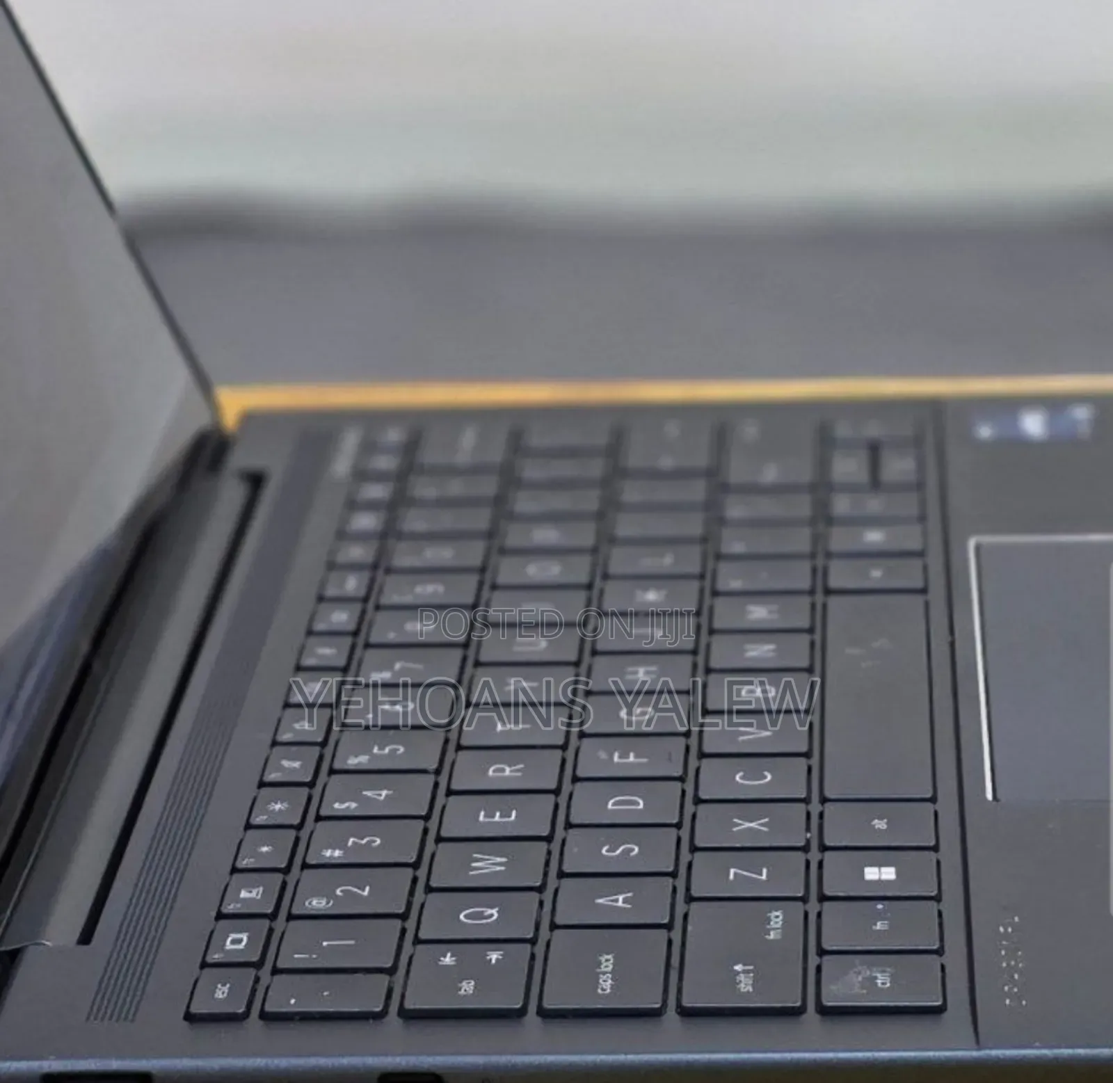 New Laptop HP Dragonfly G3 16GB Intel Core i7 SSD 512GB