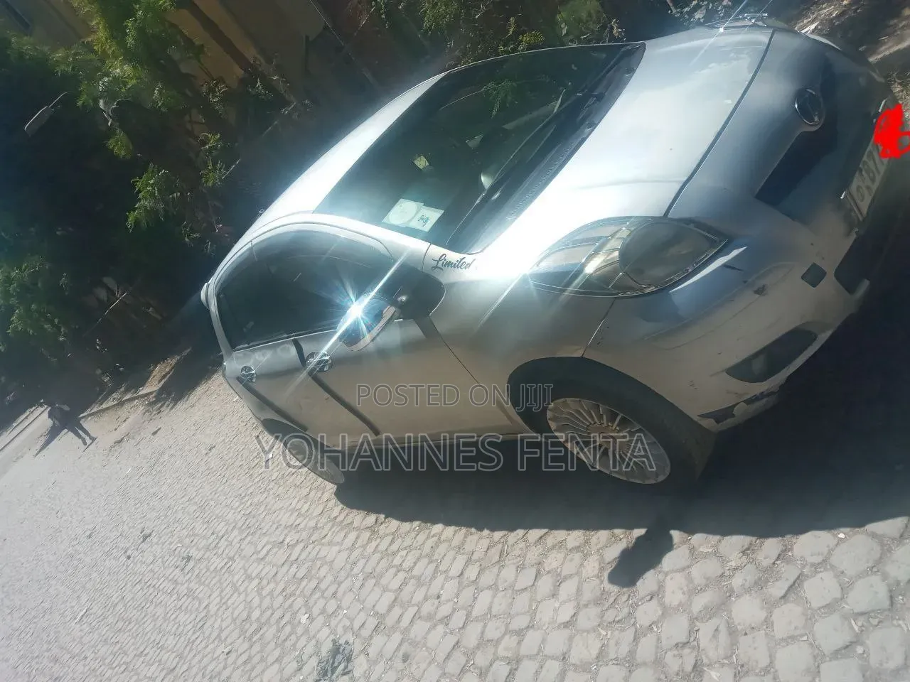 Toyota Yaris Base Sedan 4dr 2010 Silver