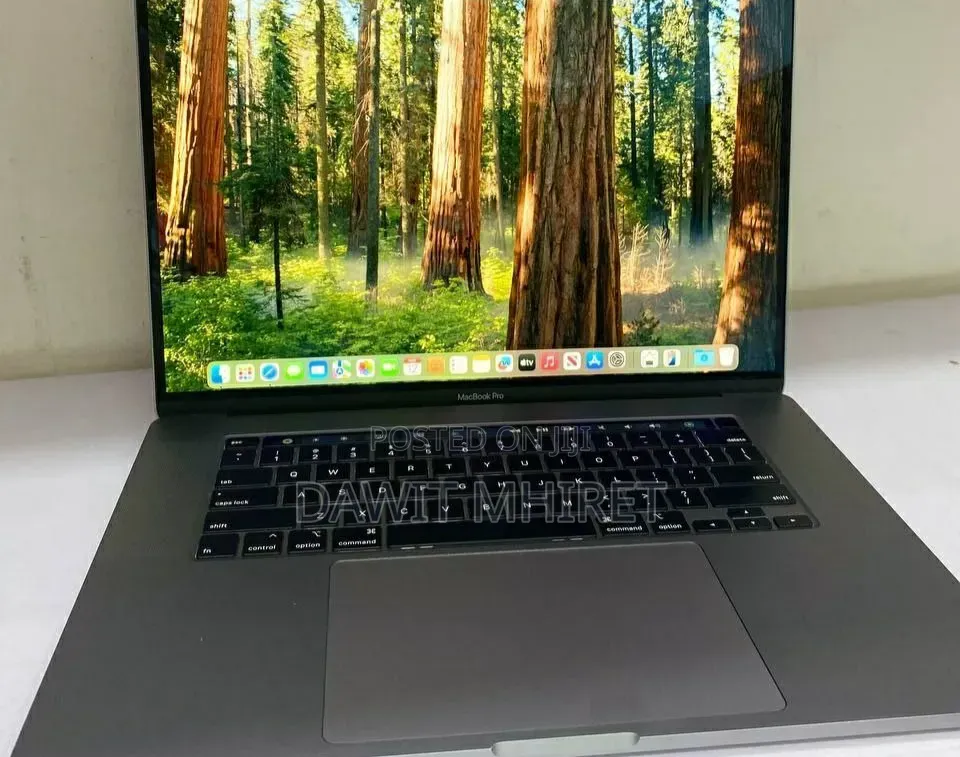 New Laptop Apple MacBook Pro 2021 M1 16GB Intel Core i9 SSD 1T