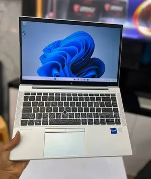 New Laptop HP EliteBook 840 G8 16GB Intel Core i7 SSD 512GB