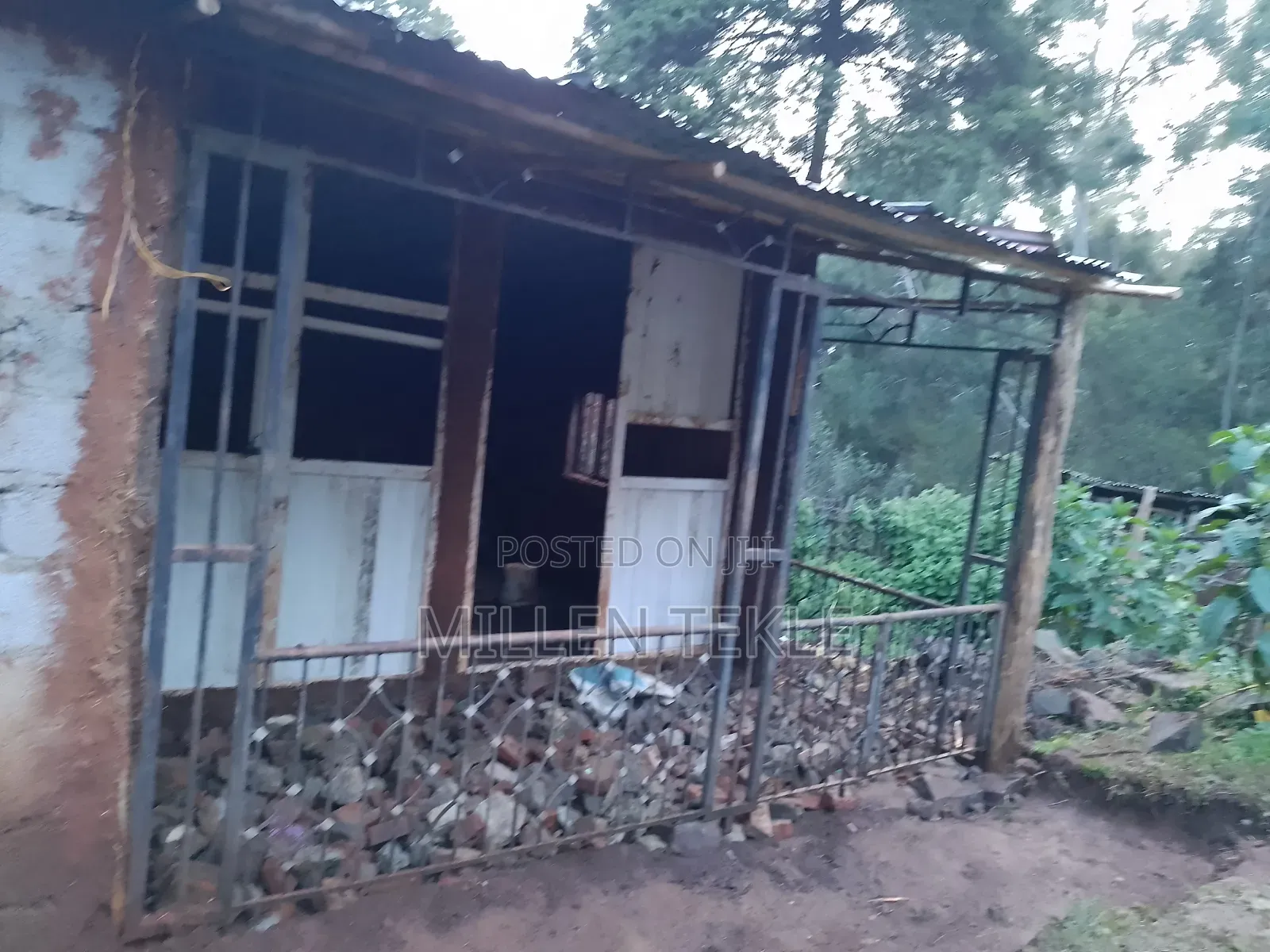 አስቸኩይ የሚሸጥ ቤት