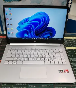New Laptop HP Stream Notebook 8GB AMD Ryzen 5 SSD 512GB