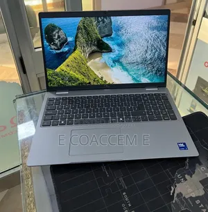 New Laptop Dell Latitude 5550 16GB Intel Core Ultra 7 SSD 512GB