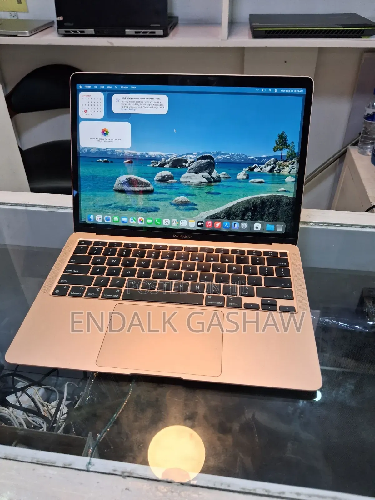 New Laptop Apple MacBook Air 2020 M1 8GB Apple M1 SSD 512GB