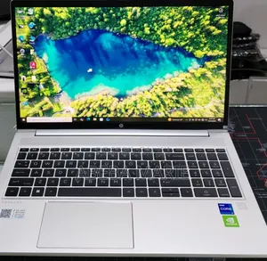 New Laptop HP ProBook 450 G8 16GB Intel Core i7 SSD 512GB