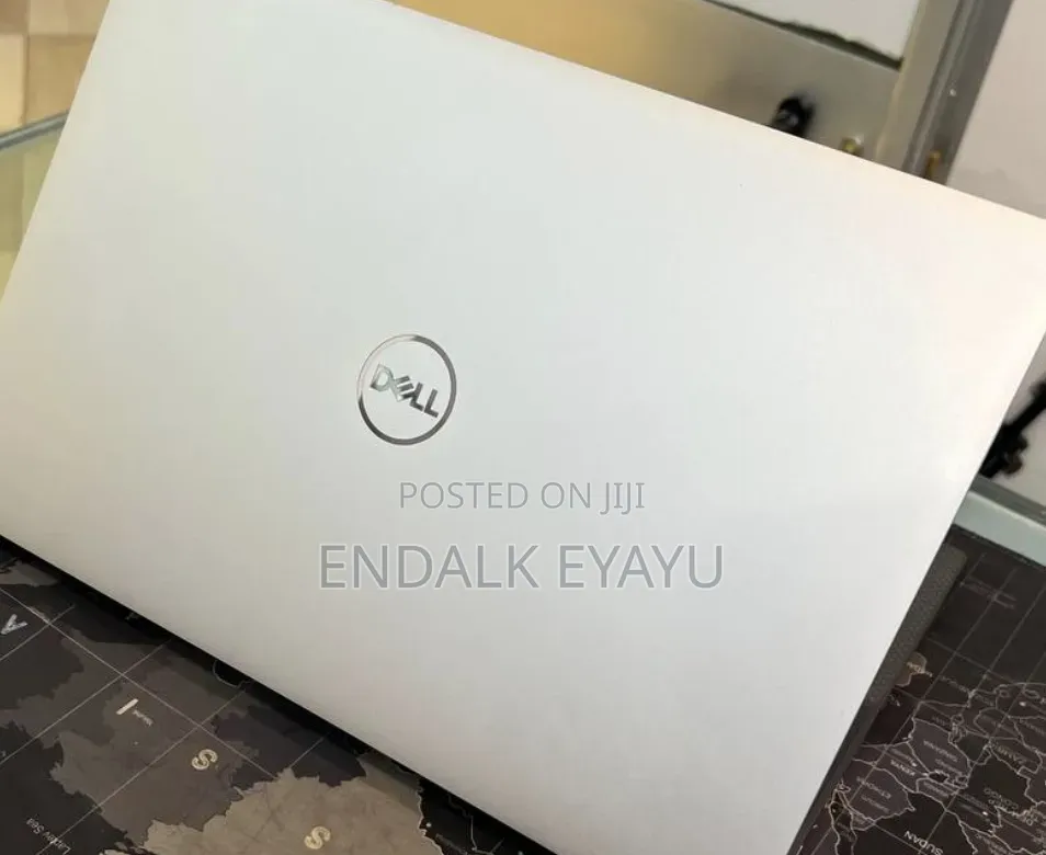 New Laptop Dell XPS 15 16GB Intel Core i9 SSD 512GB