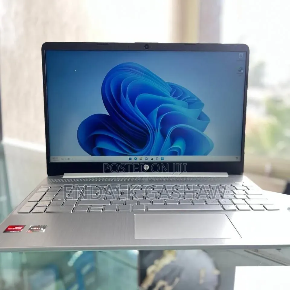 New Laptop HP Stream Notebook 8GB AMD Ryzen 5 SSD 512GB