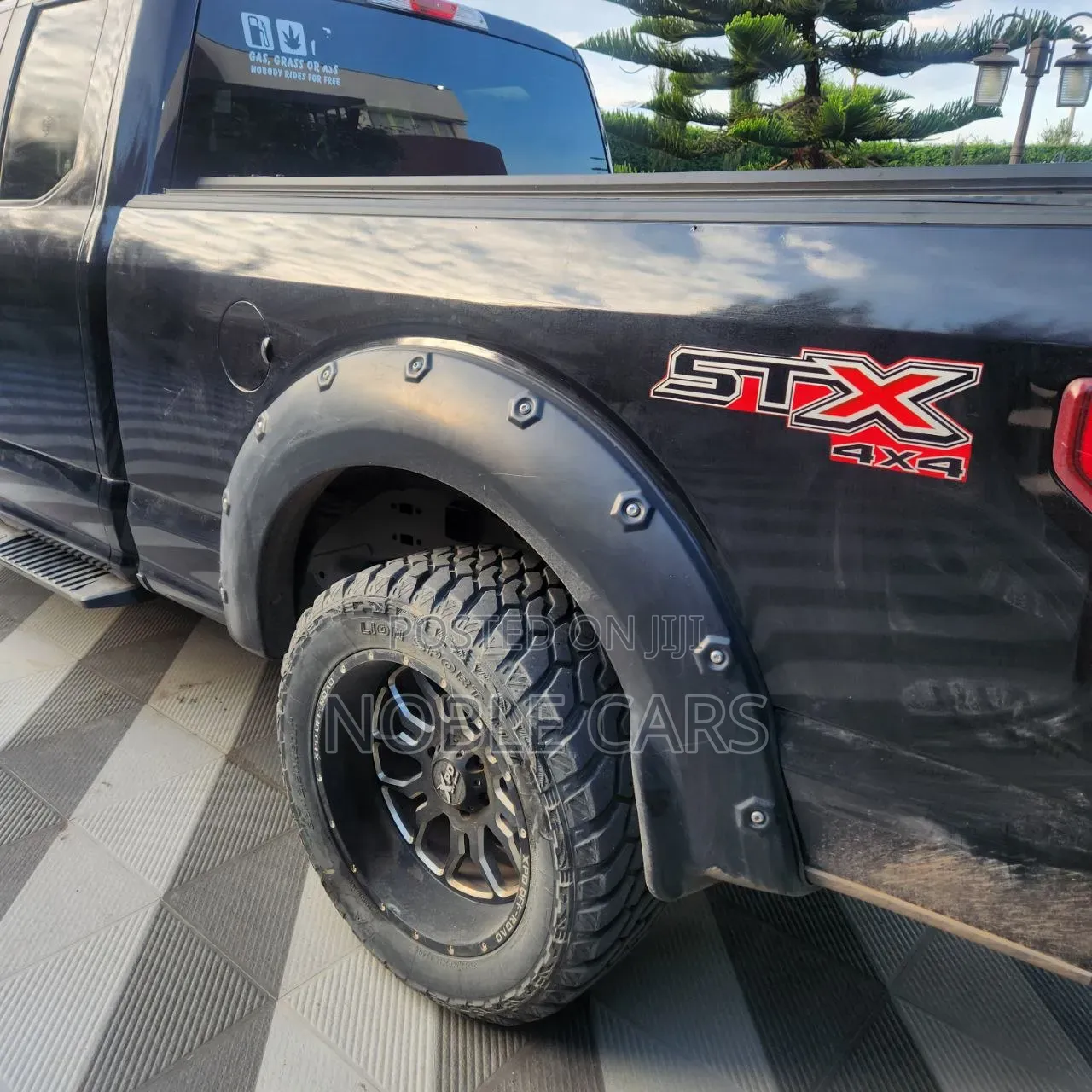 Ford F-150 2018 Matt Black