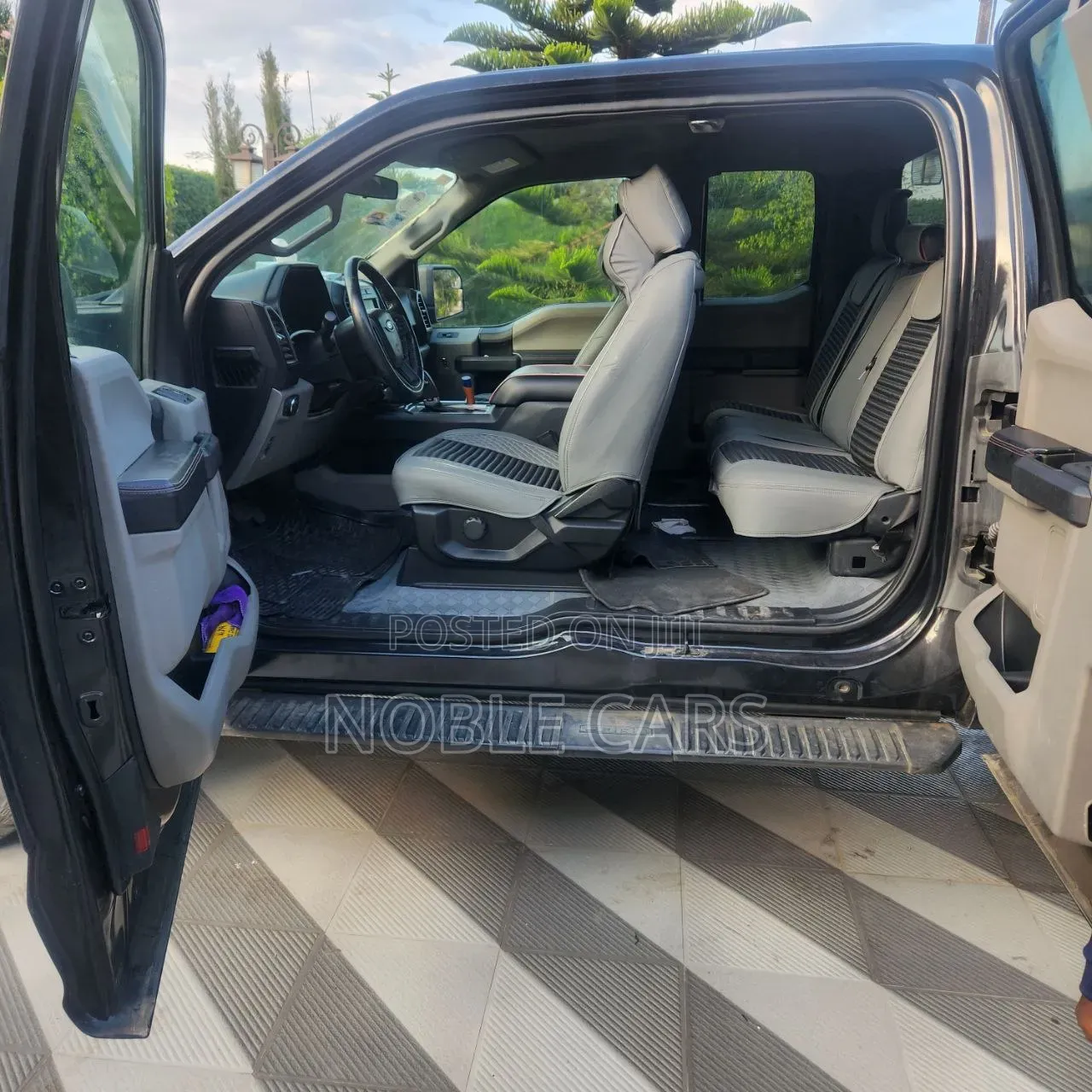 Ford F-150 2018 Matt Black