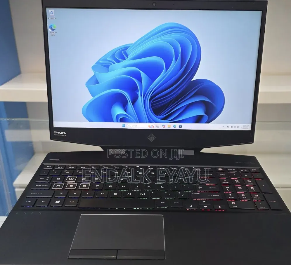 New Laptop HP Omen 15 16GB Intel Core i7 SSD 1T