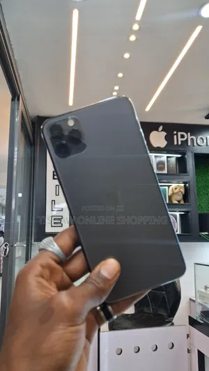 New Apple iPhone 11 Pro Max 256 GB Black