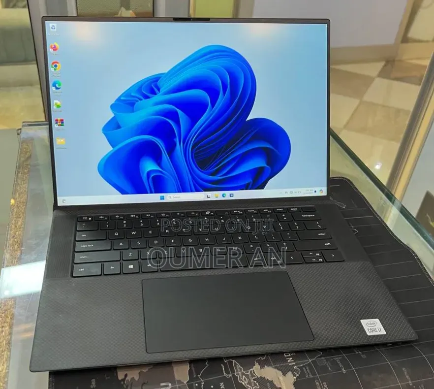 New Laptop Dell XPS 15 9500 16GB Intel Core i7 SSD 512GB