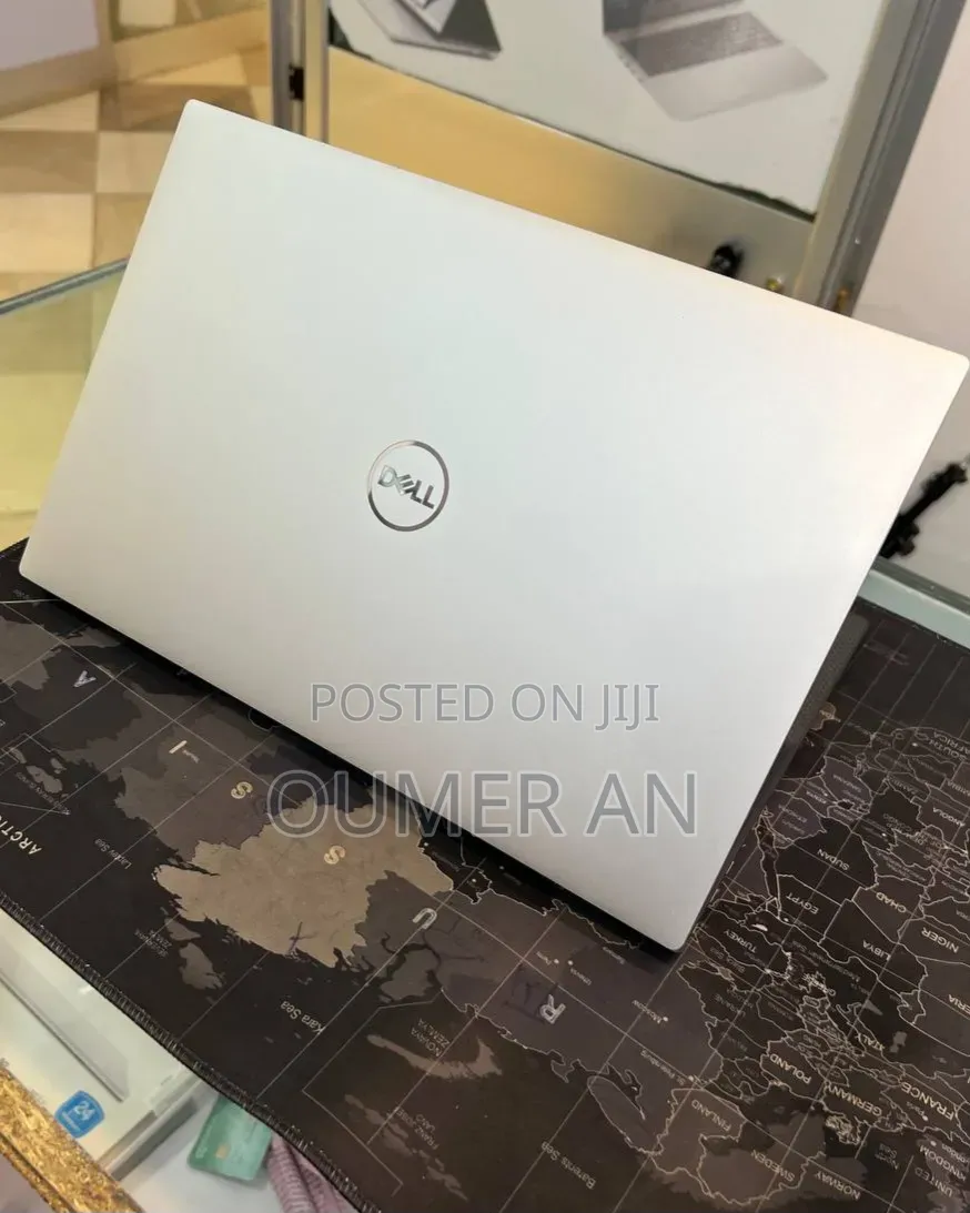 New Laptop Dell XPS 15 9500 16GB Intel Core i7 SSD 512GB