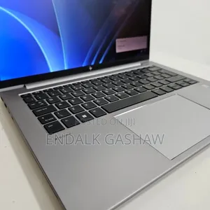 New Laptop HP ZBook Firefly 14 G10 16GB Intel Core i5 SSD 512GB
