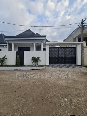 Furnished 3bdrm Villa in Villa, Bole for sale