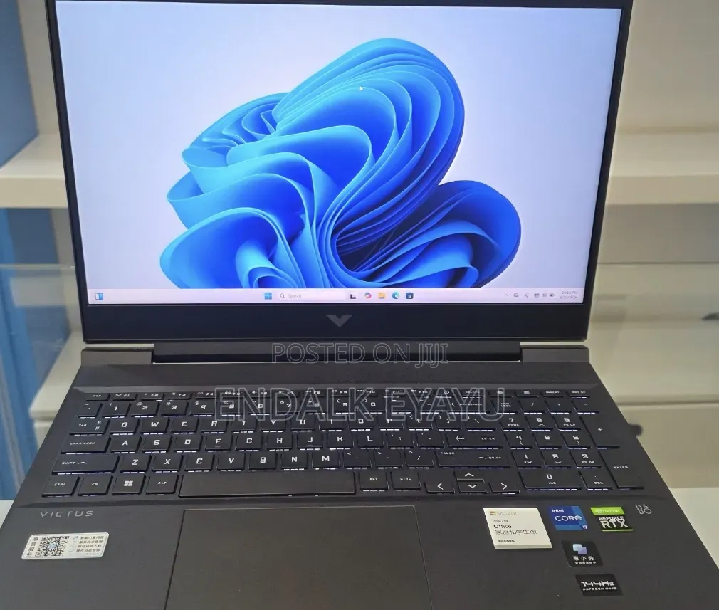New Laptop HP Victus 16 16GB Intel Core i7 SSD 512GB