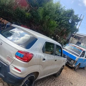 Suzuki S-Presso 2022 Silver