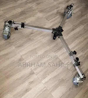 Tripod Dolly