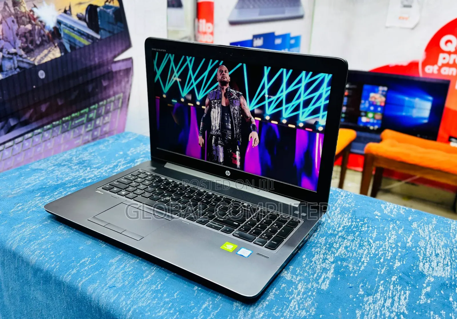 New Laptop HP ZBook 17 G5 8GB AMD Ryzen 7 SSD 512GB
