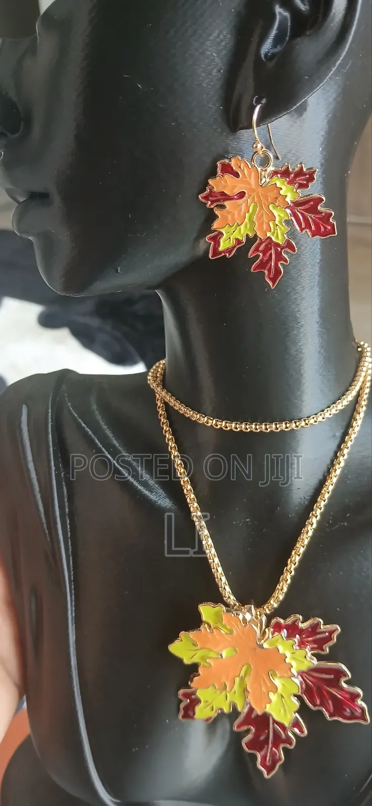 Earing With Necklace