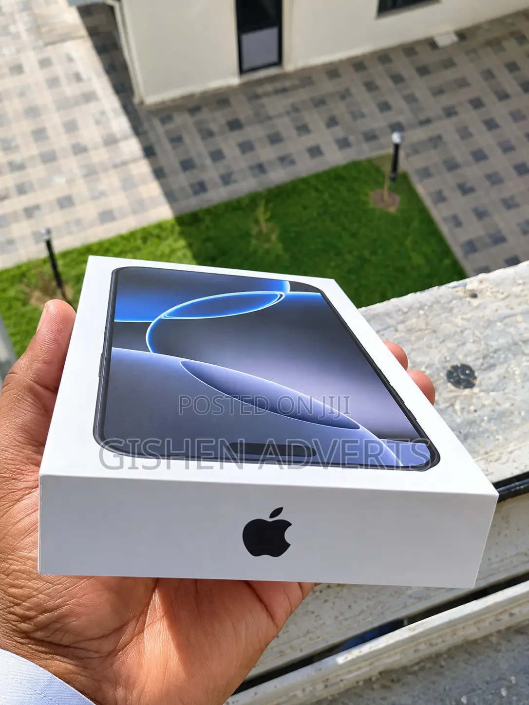 New Apple iPhone 16 Pro Max 256 GB Black
