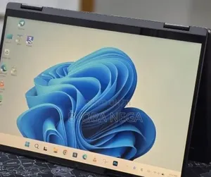 New Laptop Lenovo Yoga 3 16GB Intel Core Ultra 5 SSD 512GB