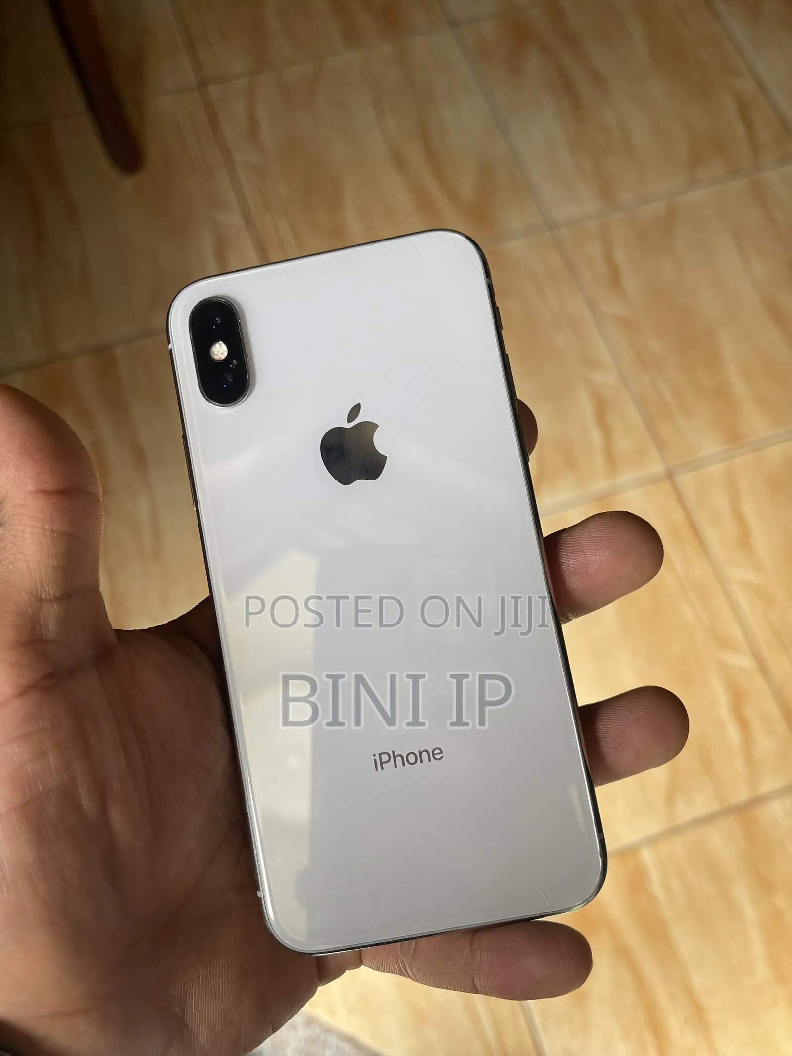 New Apple iPhone X 64 GB White