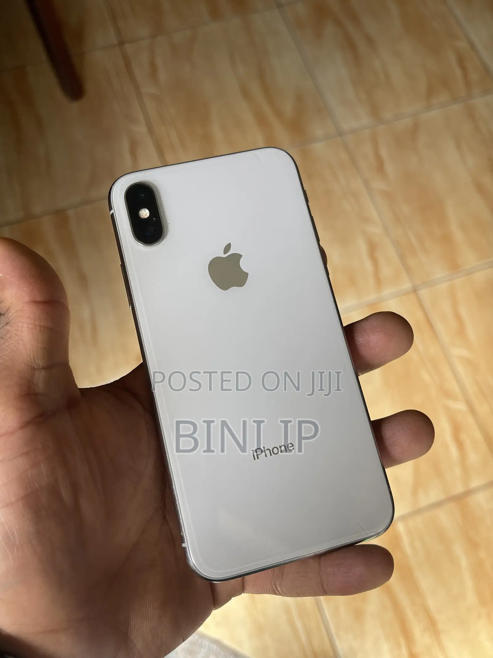 New Apple iPhone X 64 GB White