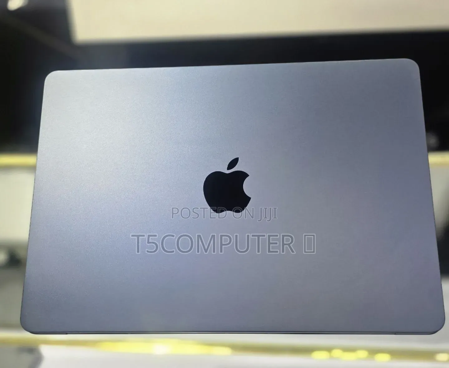 New Laptop Apple MacBook Air 2024 M3 8GB Apple M3 SSD 256GB