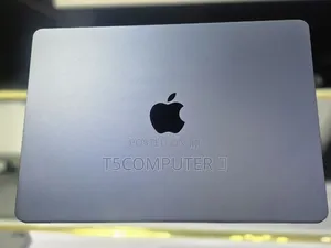 New Laptop Apple MacBook Air 2024 M3 8GB Apple M3 SSD 256GB