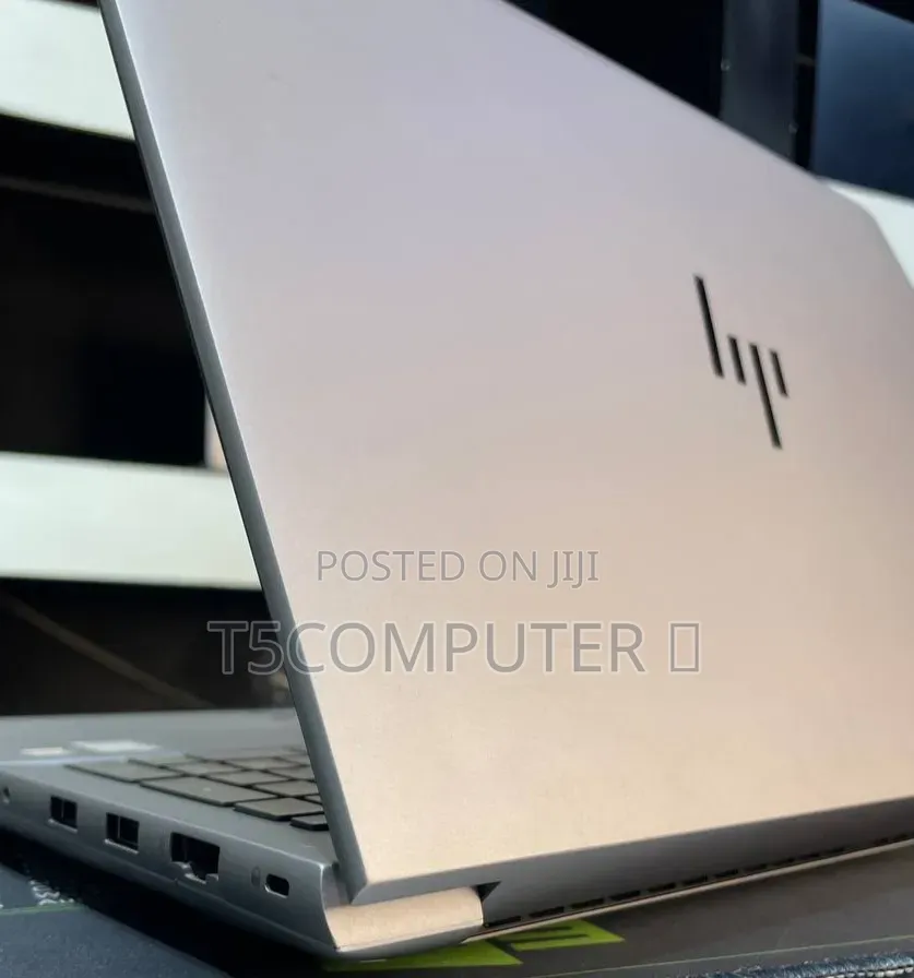 New Laptop HP ZBook 15 32GB Intel Core i9 SSD 512GB