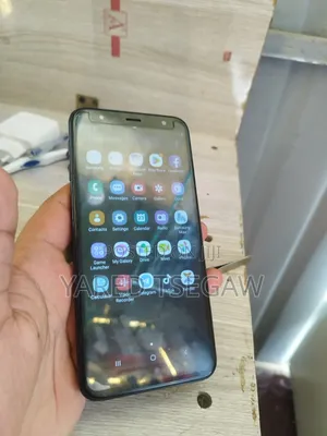 Samsung Galaxy J4 Plus 32 GB Black