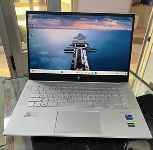New Laptop HP 16GB Intel Core i7 SSD 512GB
