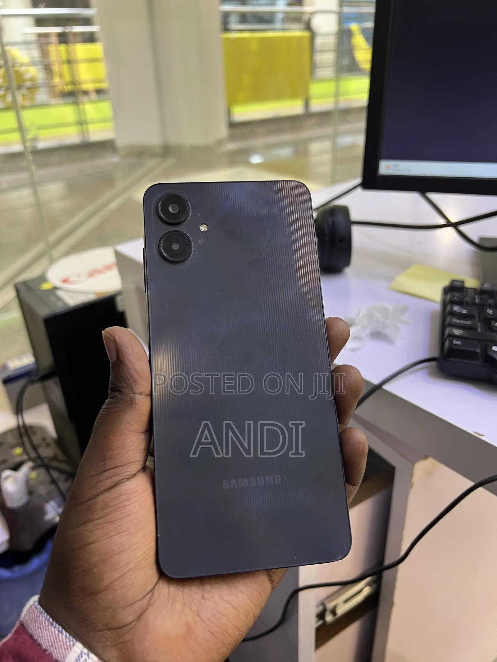 Samsung Galaxy A06 64 GB Black