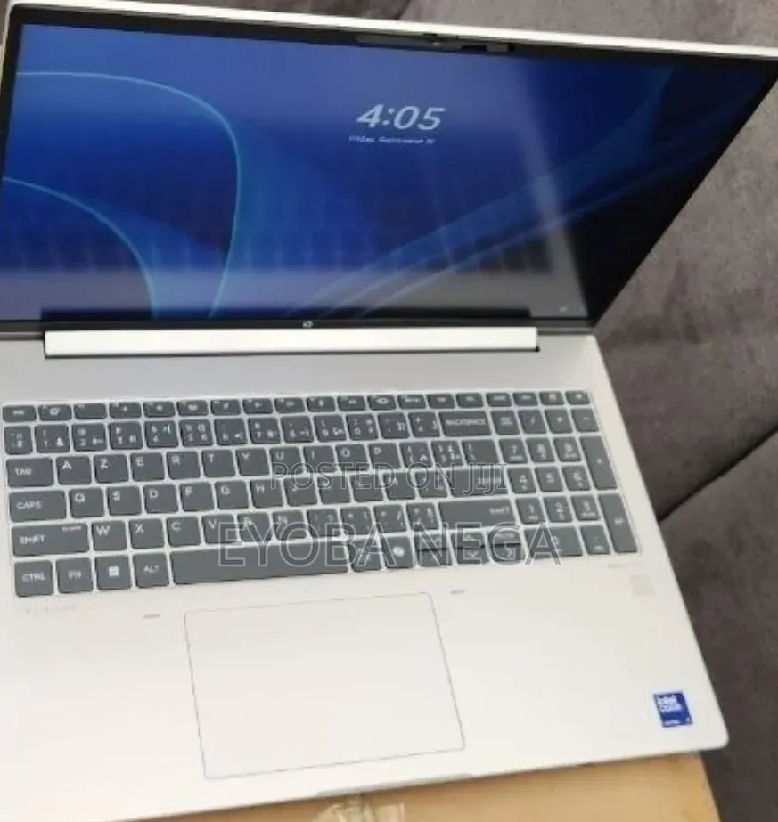 New Laptop HP ProBook 460 G11 16GB Intel Core Ultra 7 SSD 512GB