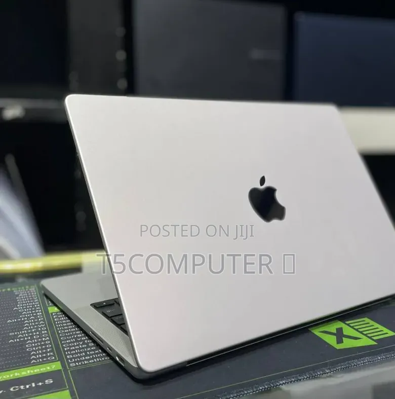 New Laptop Apple MacBook Pro 2021 M1 16GB Apple M1 Pro SSD 512GB
