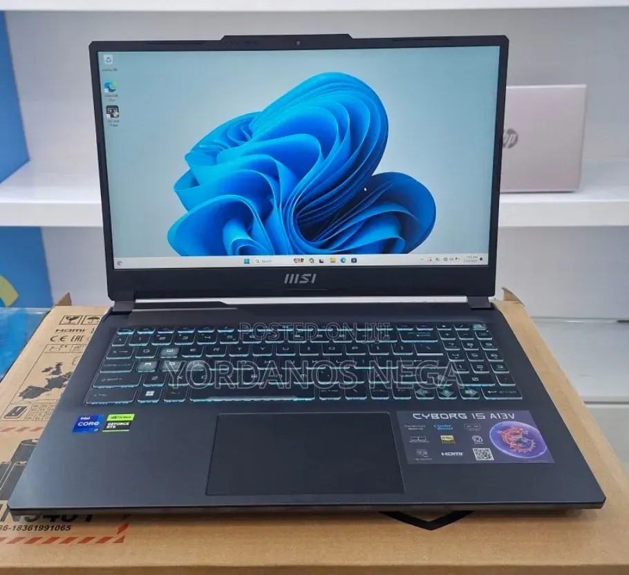 New Laptop MSI Cyborg 15 16GB Intel Core i7 SSD 1T