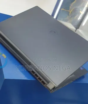 New Laptop MSI Cyborg 15 16GB Intel Core i7 SSD 1T