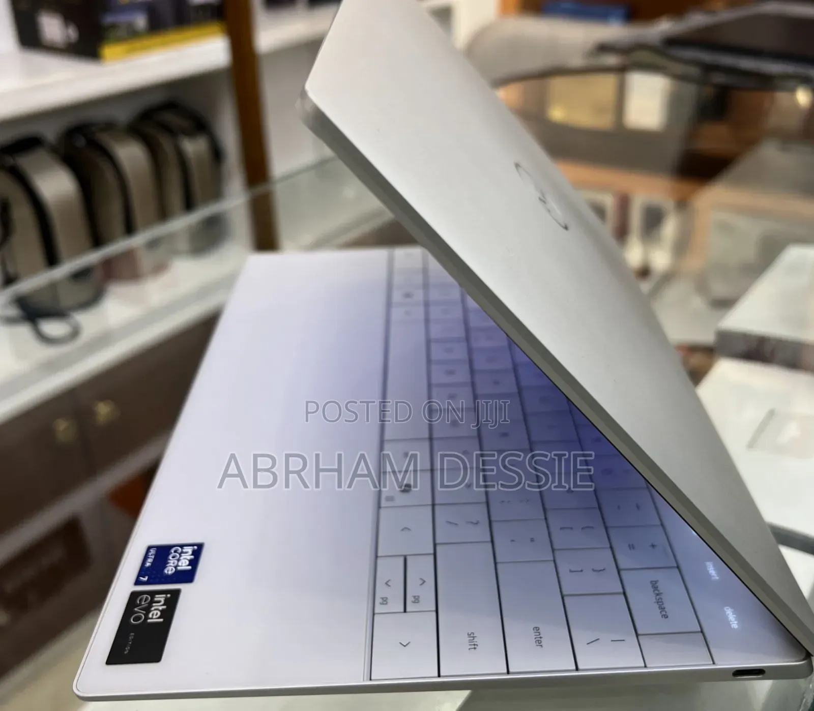 New Laptop Dell 16GB Intel Core Ultra 7 SSD 512GB