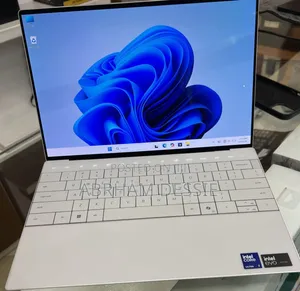 New Laptop Dell 16GB Intel Core Ultra 7 SSD 512GB