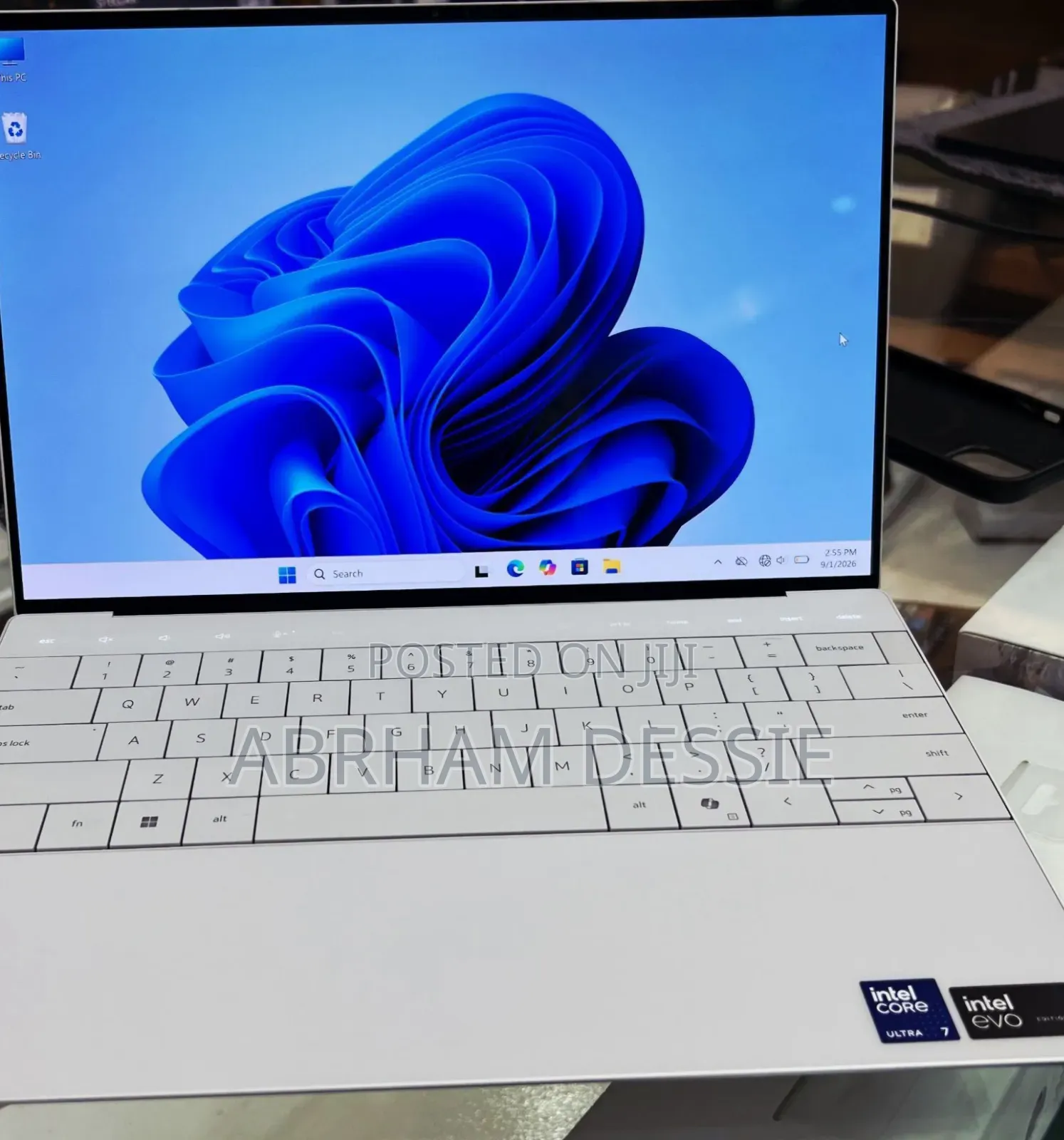 New Laptop Dell 16GB Intel Core Ultra 7 SSD 512GB