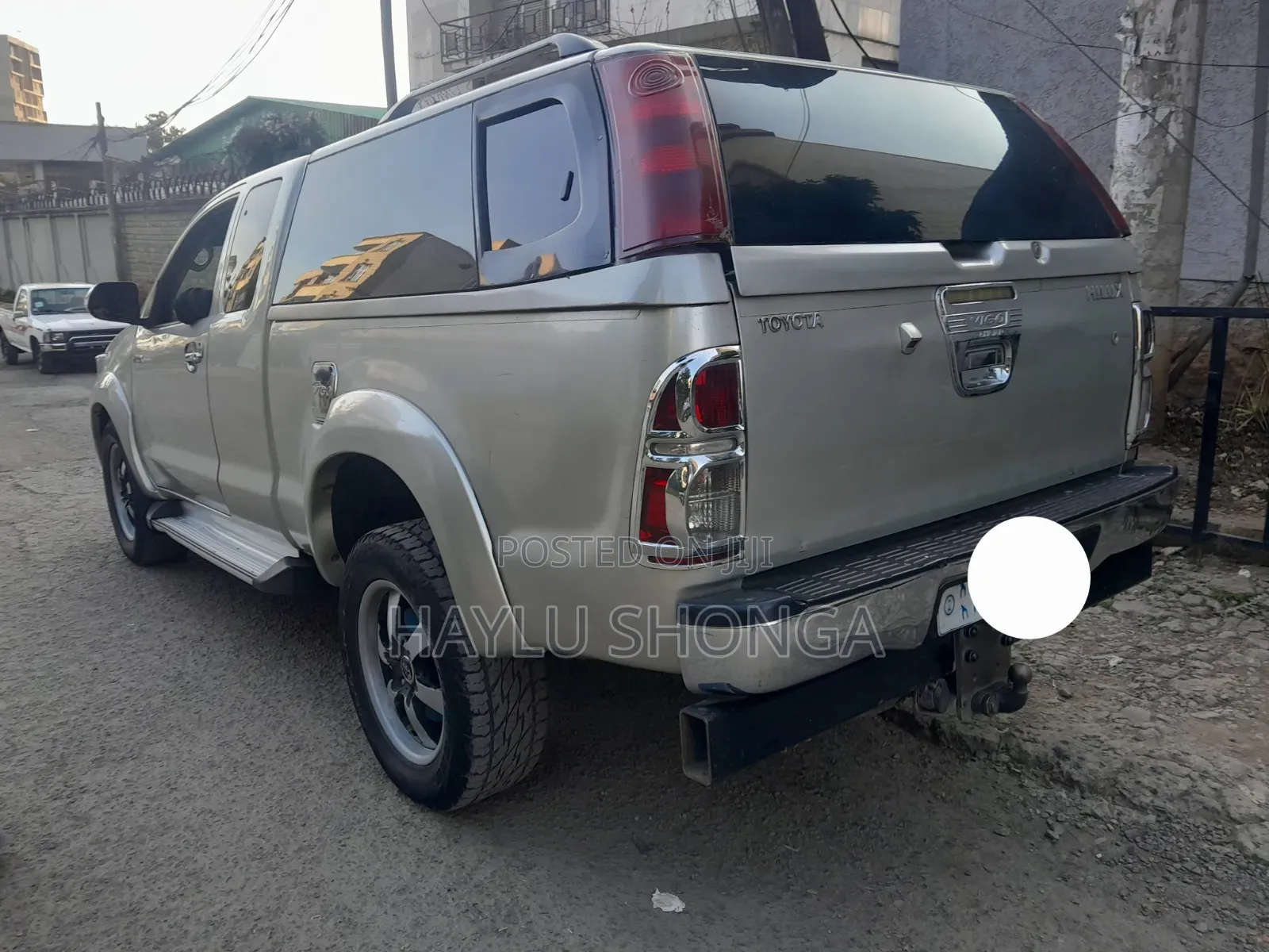 Toyota Hilux 2013 Silver